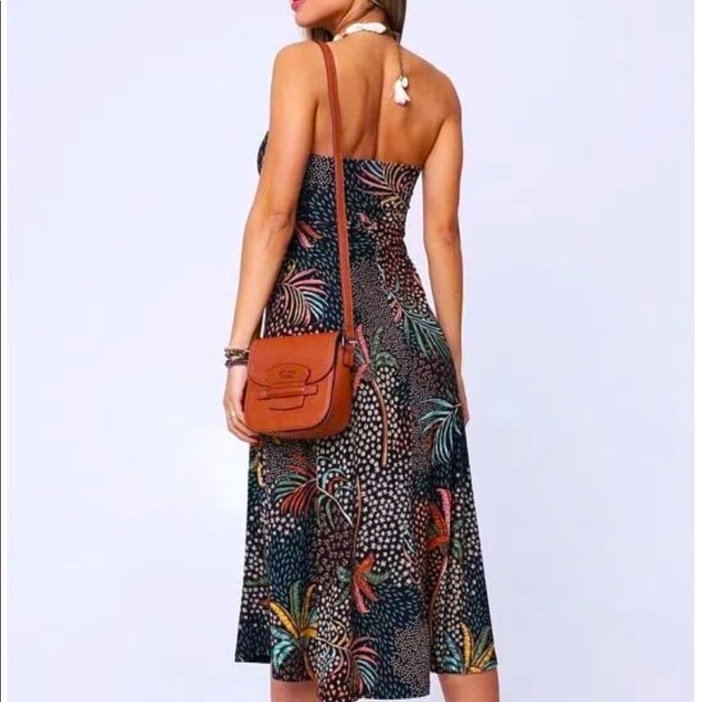 Dress - Picture 2 of 6